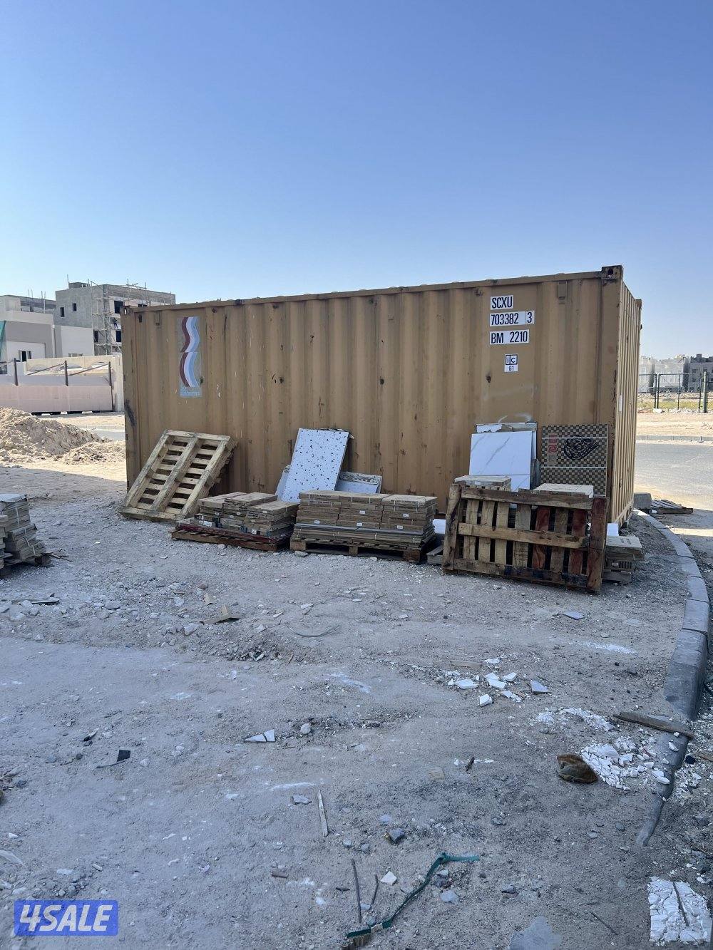 للبيع كونتنر20 قدم نظيف3
