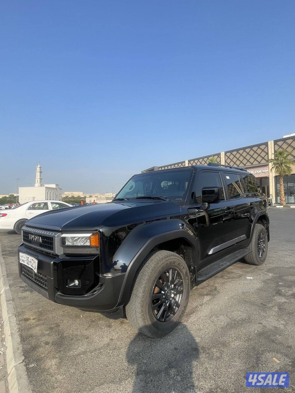 للبيع برادو 2024 TX بحالة الوكالة ماشي 34 شرط الفحص بالكامل0