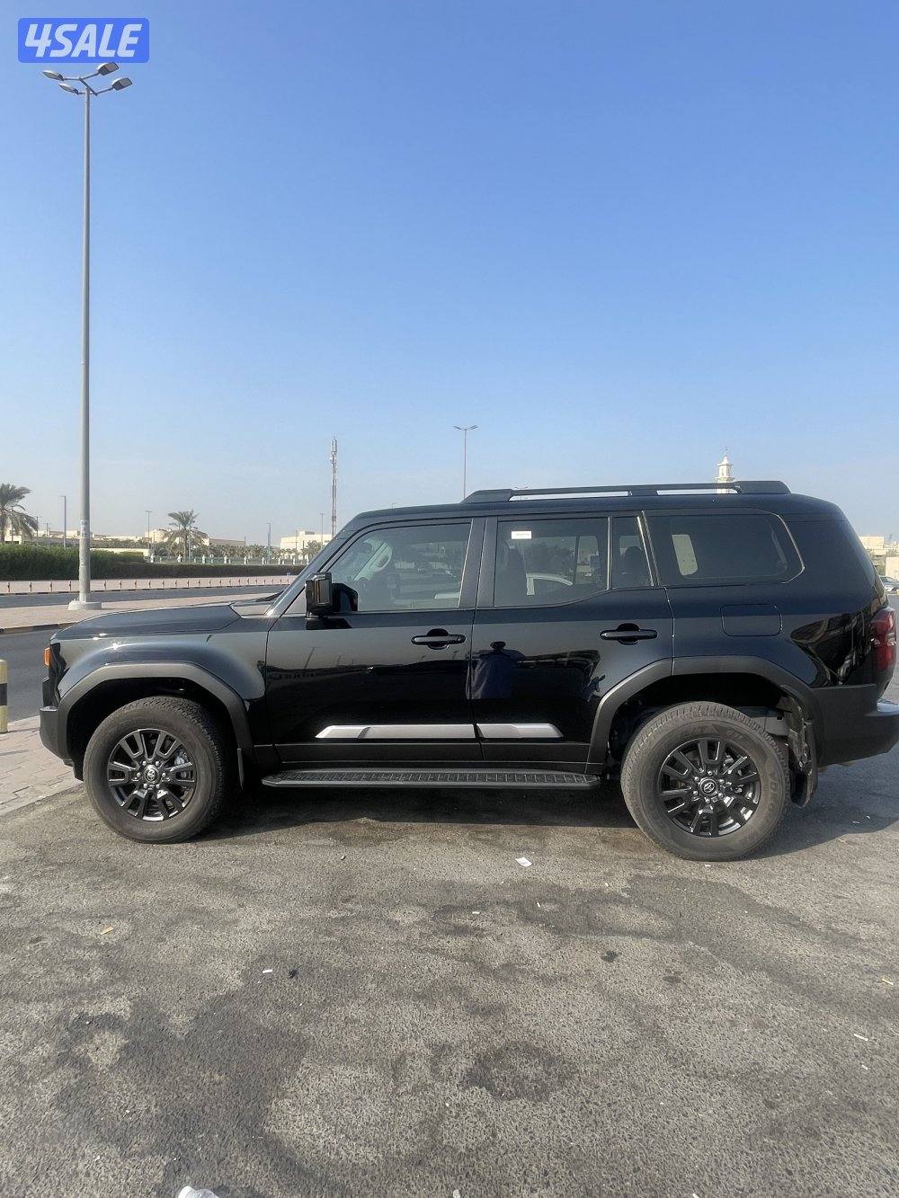 للبيع برادو 2024 TX بحالة الوكالة ماشي 34 شرط الفحص بالكامل1