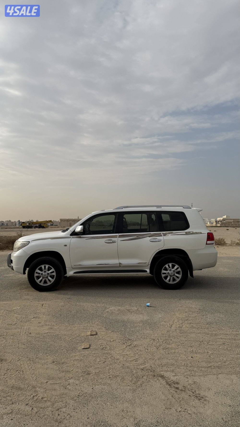 للبيع لاند ٢٠١٠الساير GX.R V82