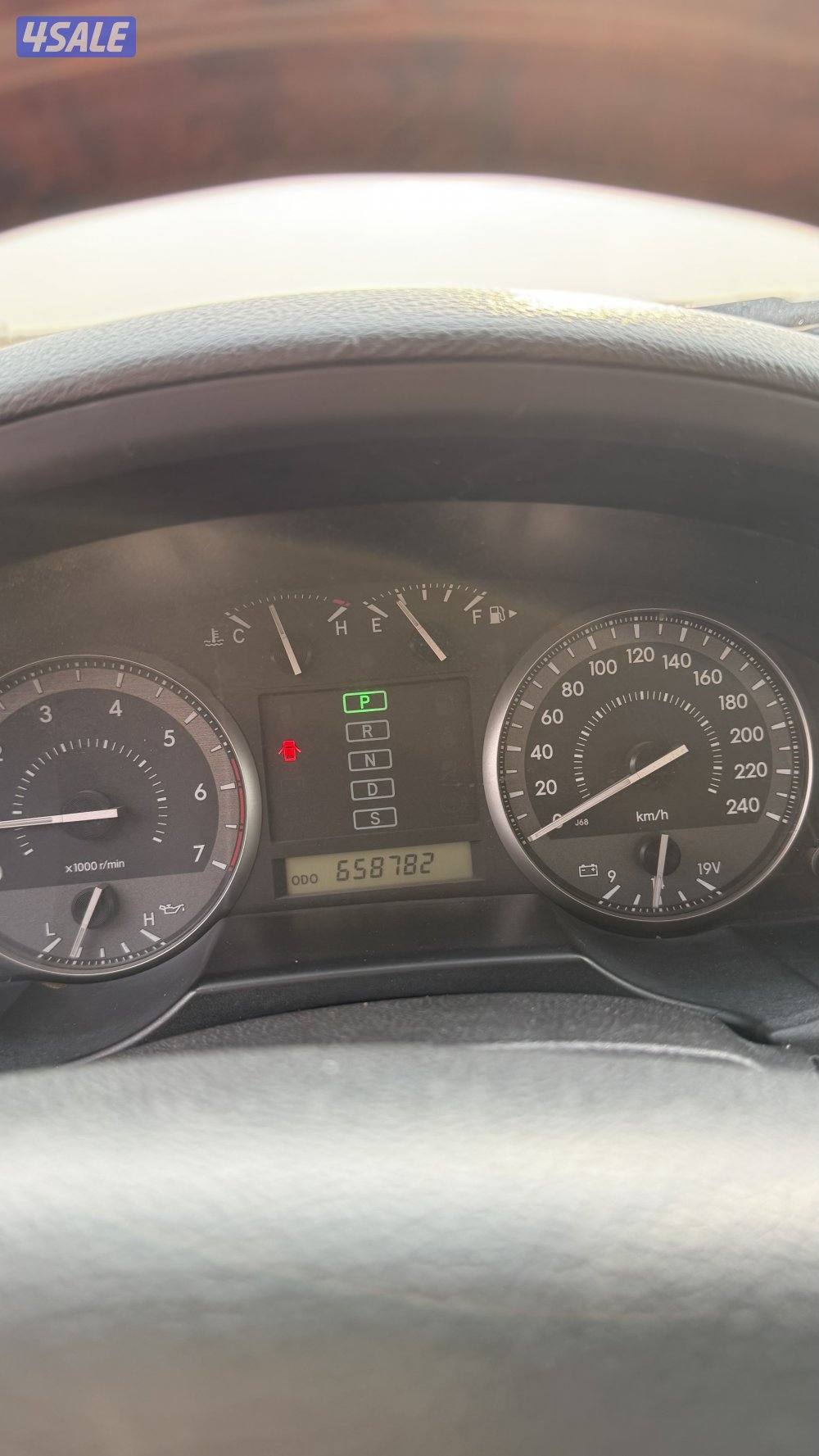 للبيع لاند ٢٠١٠الساير GX.R V83