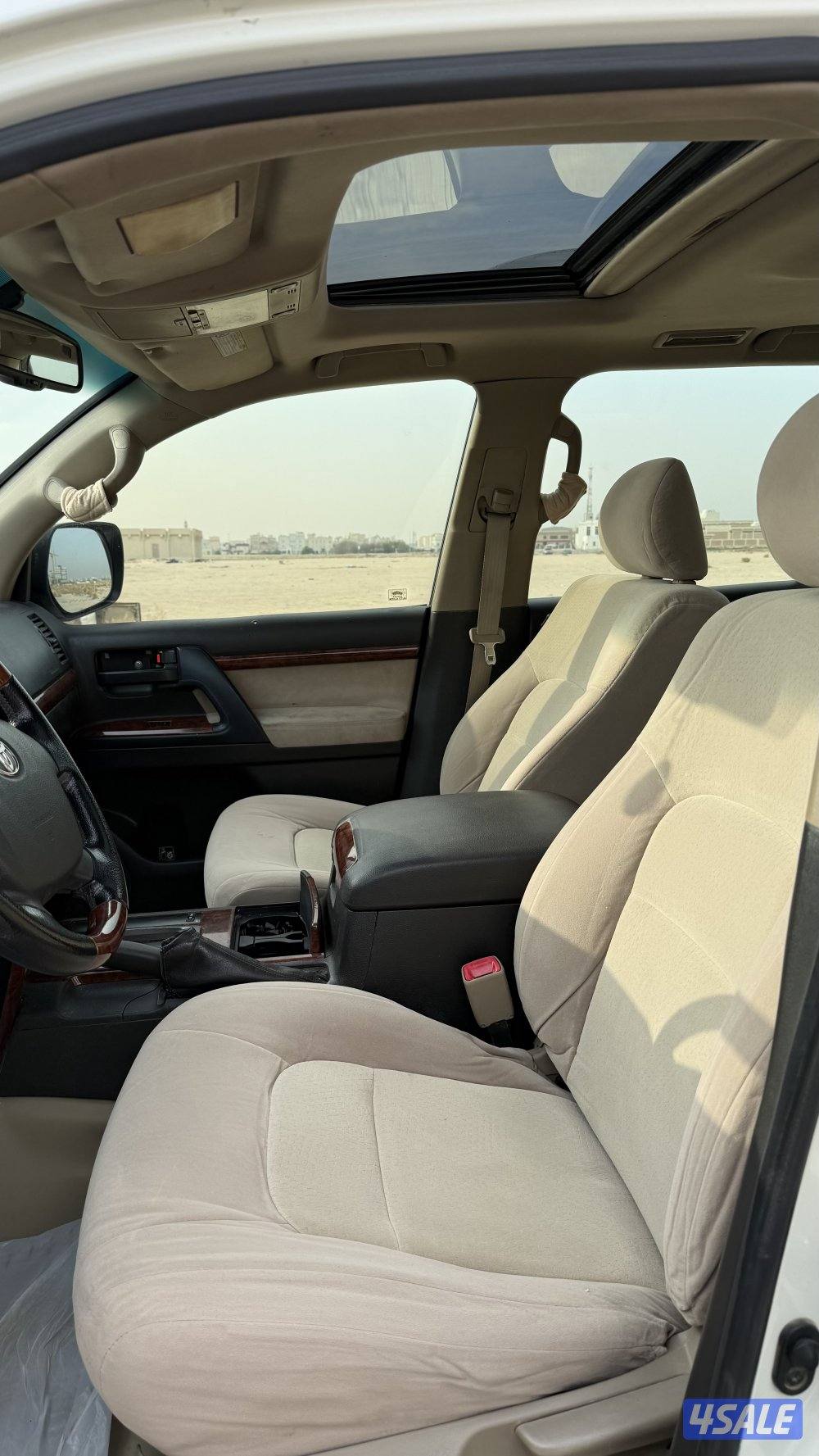 للبيع لاند ٢٠١٠الساير GX.R V85