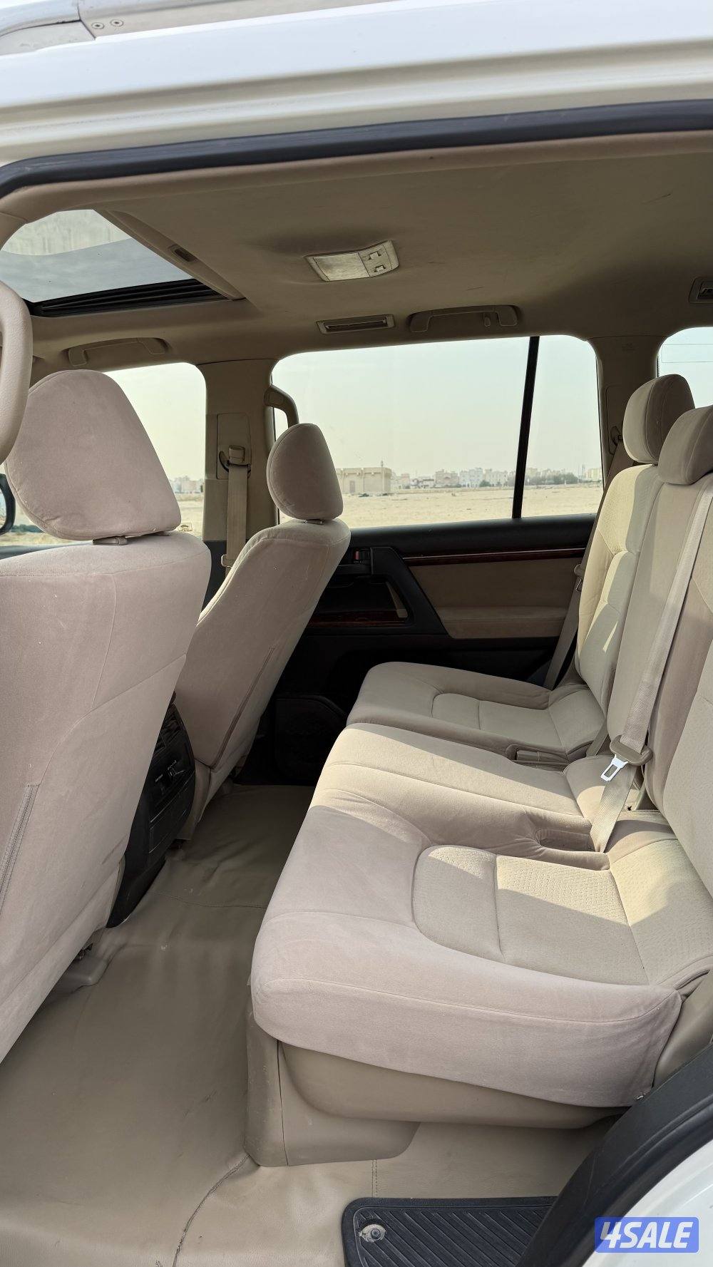 للبيع لاند ٢٠١٠الساير GX.R V86