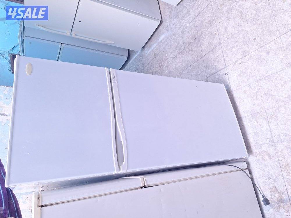 نبيع جميع انواع الثلاجات والطباخات مع التوصيل والكفاله12