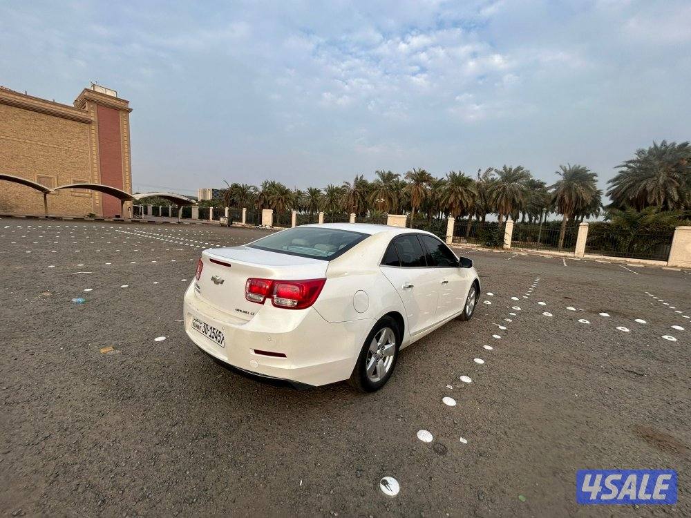 شفر ماليبو موديل ٢٠١٣ نظيف جدا7