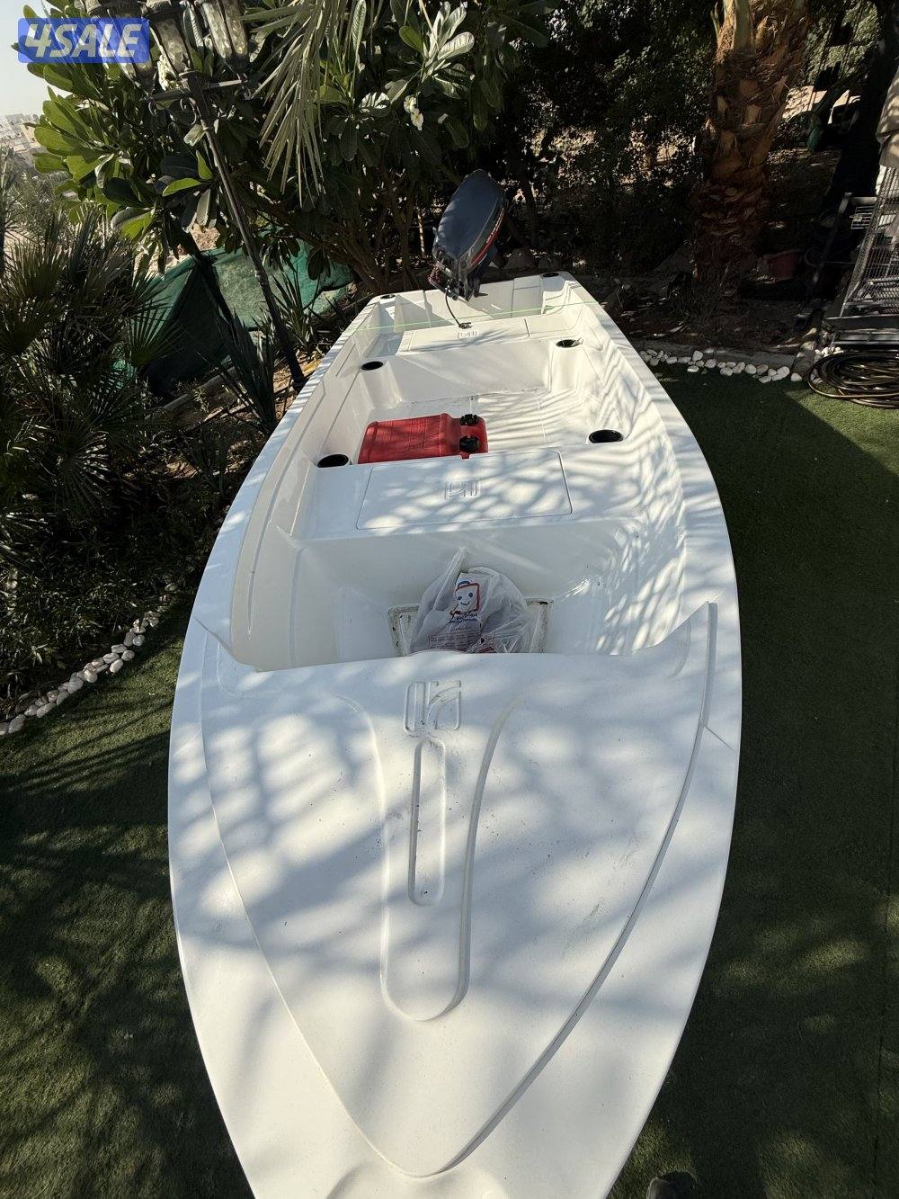 للبيع طراد١٢ قدم3