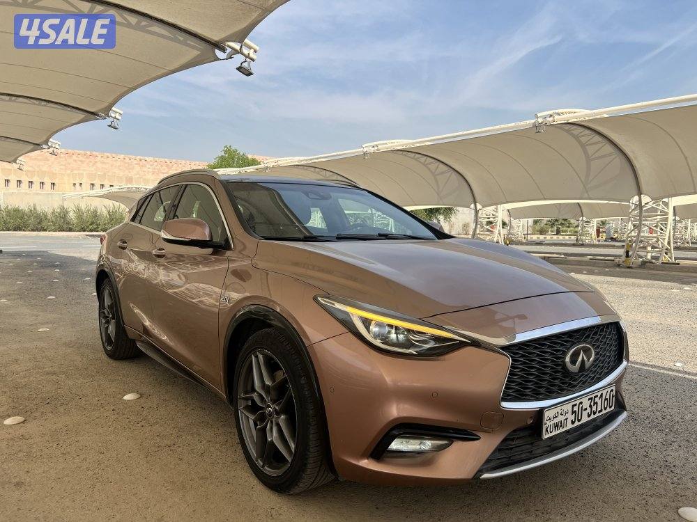 انفينيتي Q30 موديل 2018 عداد 83 الف0