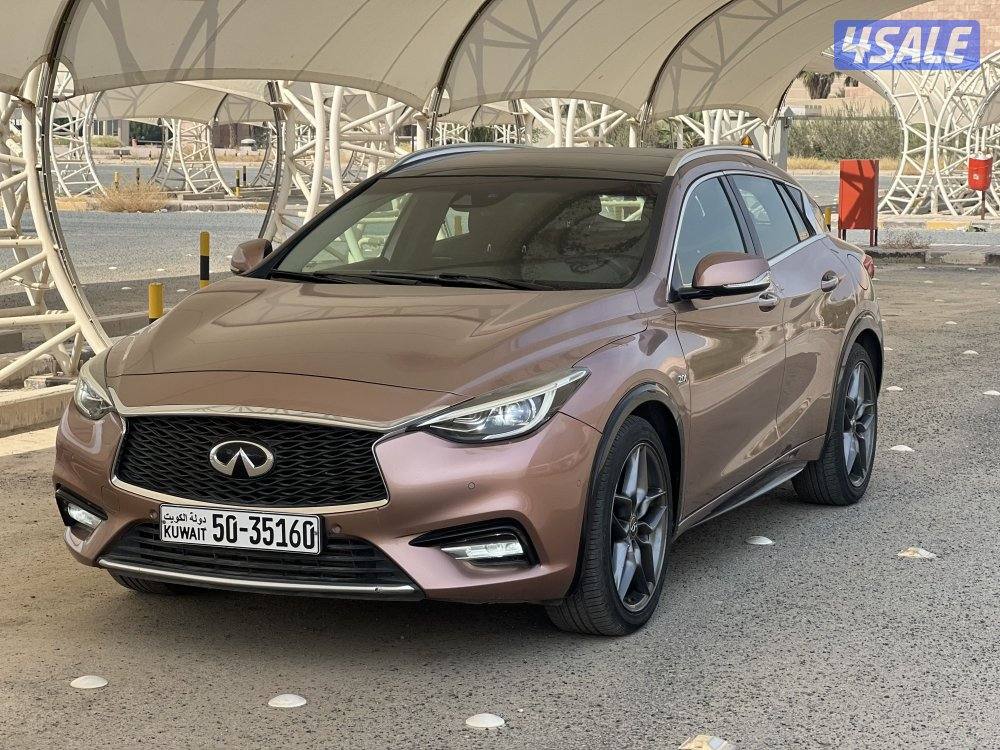 انفينيتي Q30 موديل 2018 عداد 83 الف10