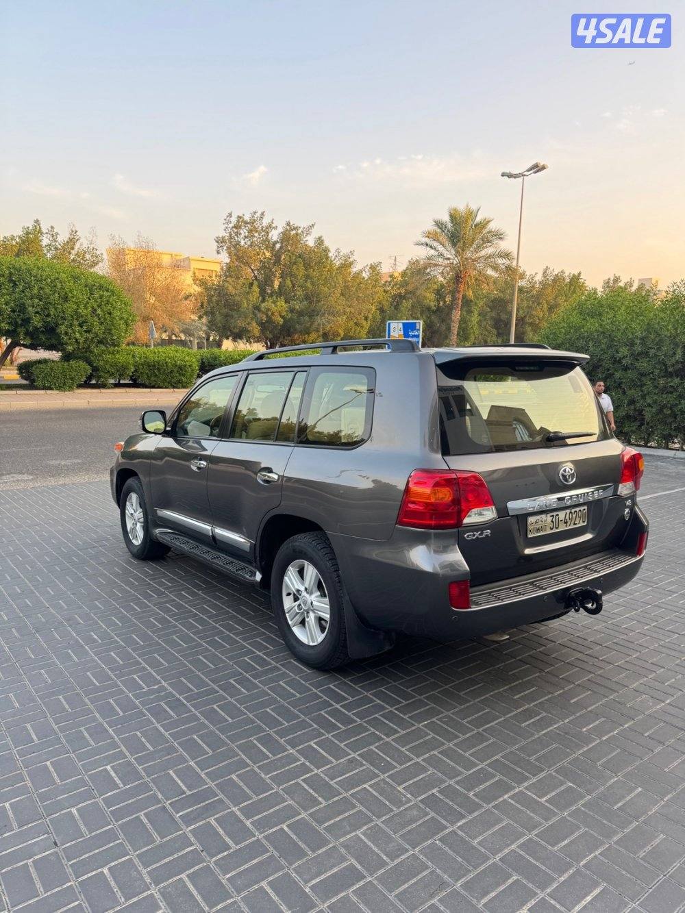 لاندكروزر مديل 2015  RX.R / V8 ماشي 3885