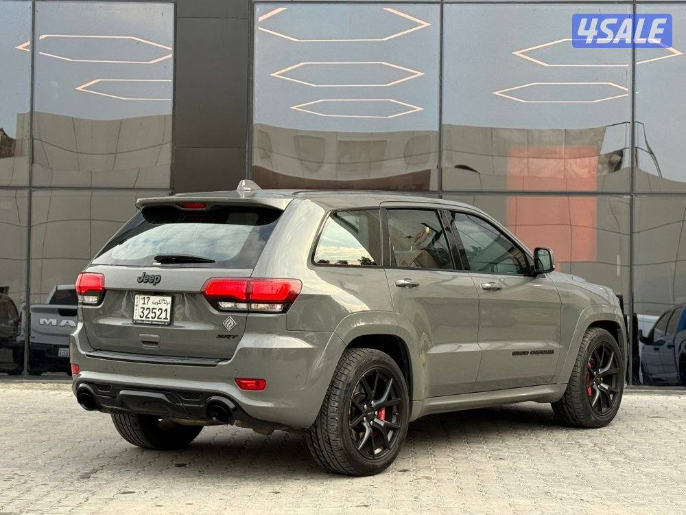 GRAND CHEROKE SRT V8 _20203
