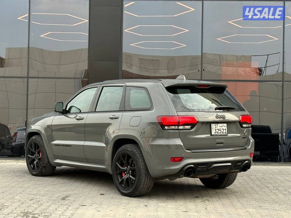 GRAND CHEROKE SRT V8 _20204