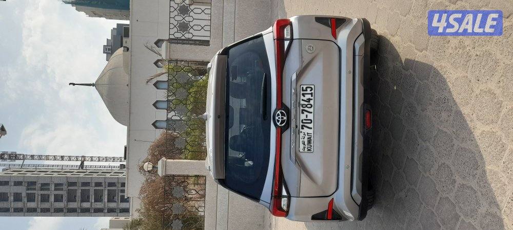 تويوتا فيلوز 2023 ماشي ٦١ الف3