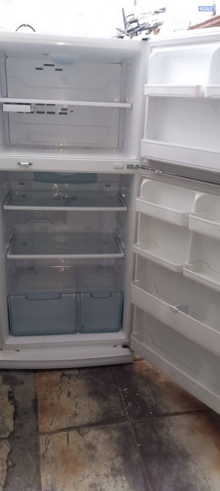 للبيع ثلاجات مستعمله بحاله ممتازه مع التوصيل والكفاله2