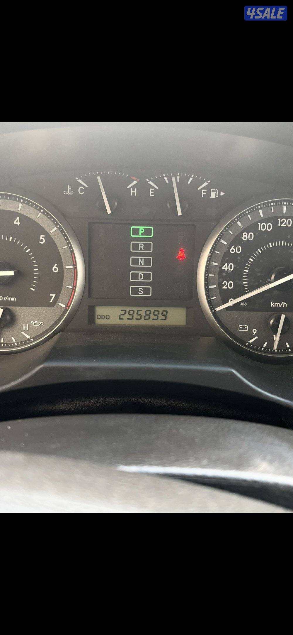 للبيع لاندكروزر موديل 20117