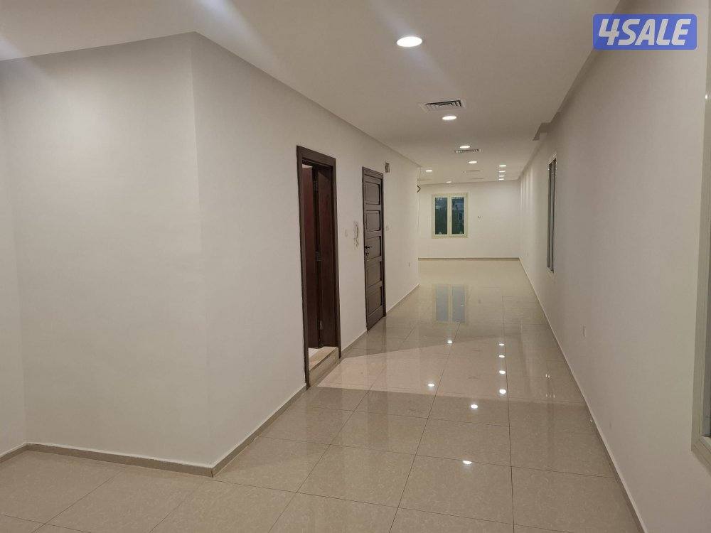 لايجار دور ثاني مصعد بالخالديه مساحات كبيره تشطيب ديلوكس الاجار ٩٠٠1