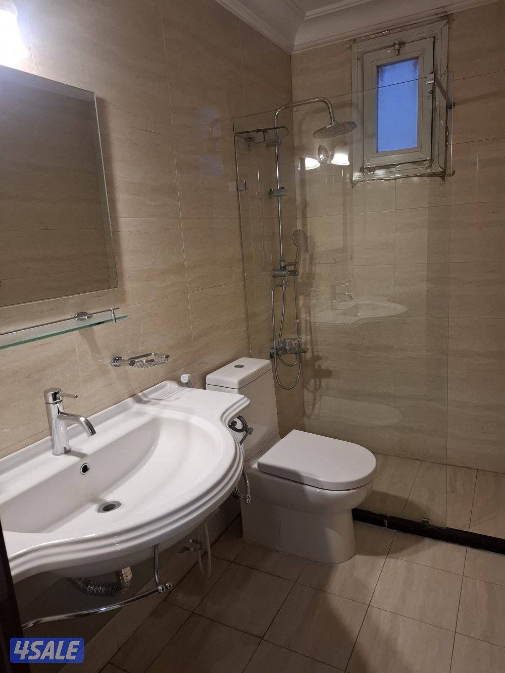 لايجار دور ثاني مصعد بالخالديه مساحات كبيره تشطيب ديلوكس الاجار ٩٠٠8