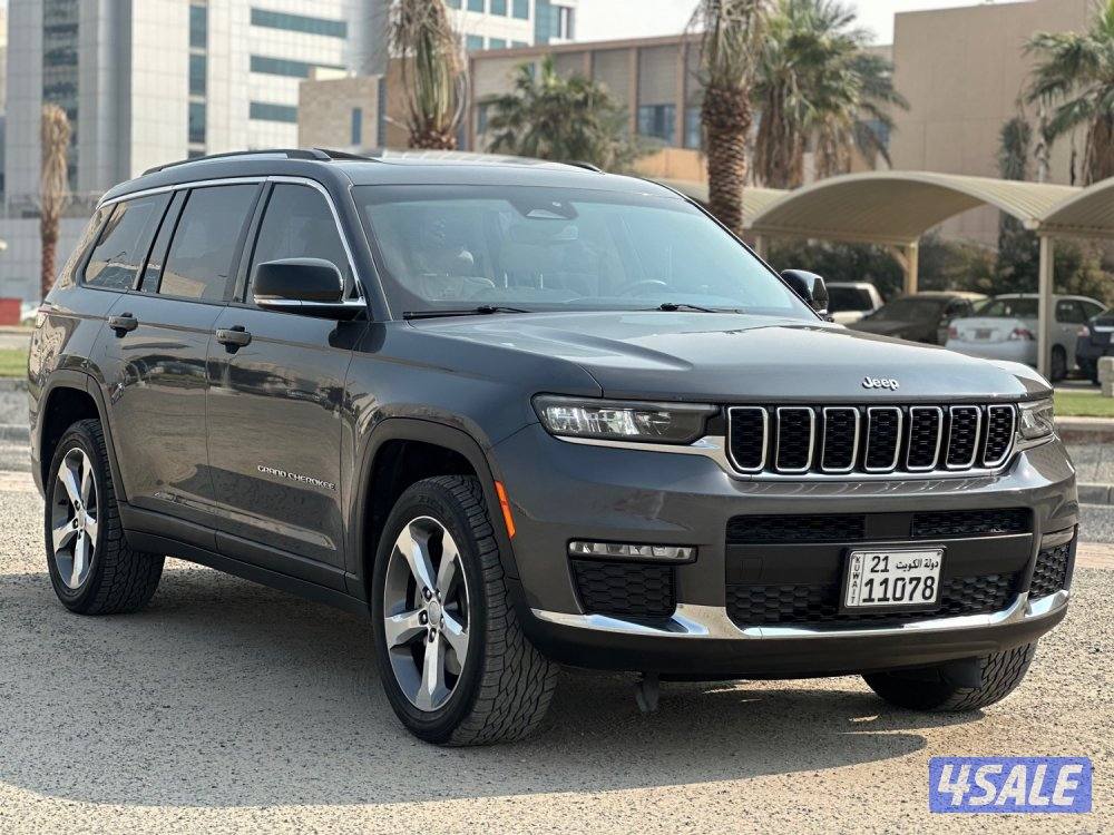 للبيع جراند شيروكي LIMITED L ماشي ٦٨ الف كيلو0