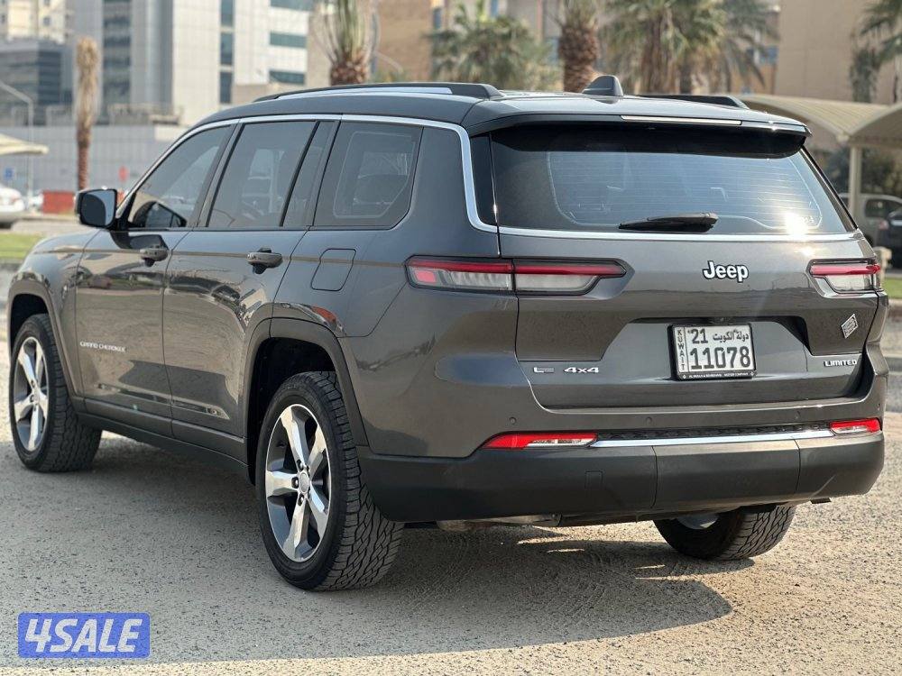 للبيع جراند شيروكي LIMITED L ماشي ٦٨ الف كيلو3