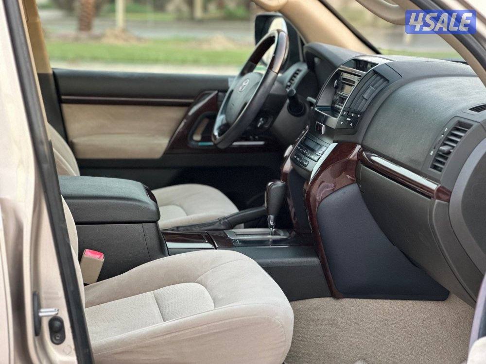 للبيع لاندكروزر GXR v8 ماشي ٢٨٠ الف كيلو4