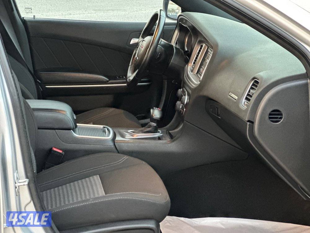 للبيع دودج  تشارجر ماشي ٤٥ الف كيلو4