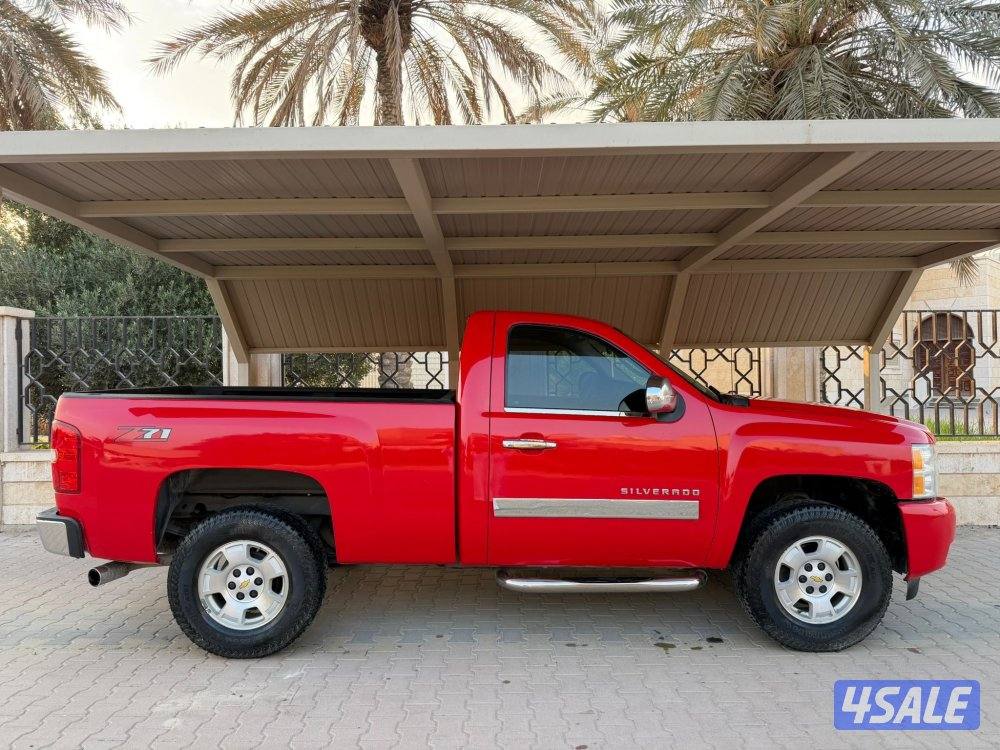 وانيت سلفرادوا Z71 موديل2011 بحاله الوكاله5