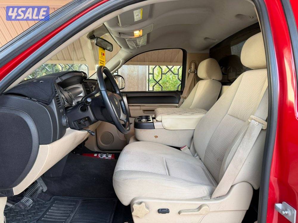 وانيت سلفرادوا Z71 موديل2011 بحاله الوكاله8