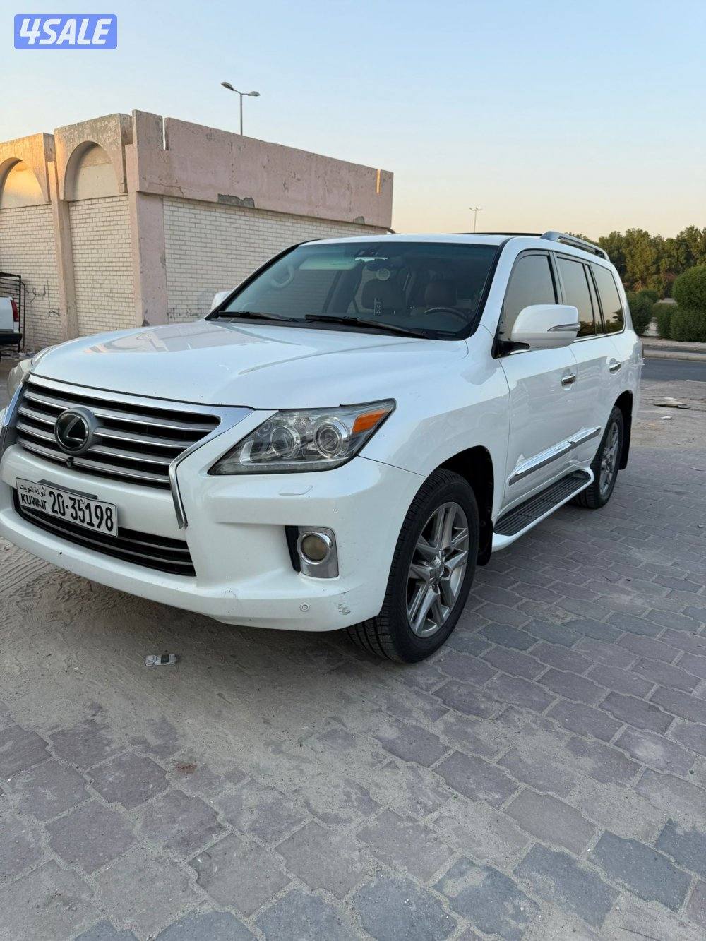 للبيع لكزس 5700