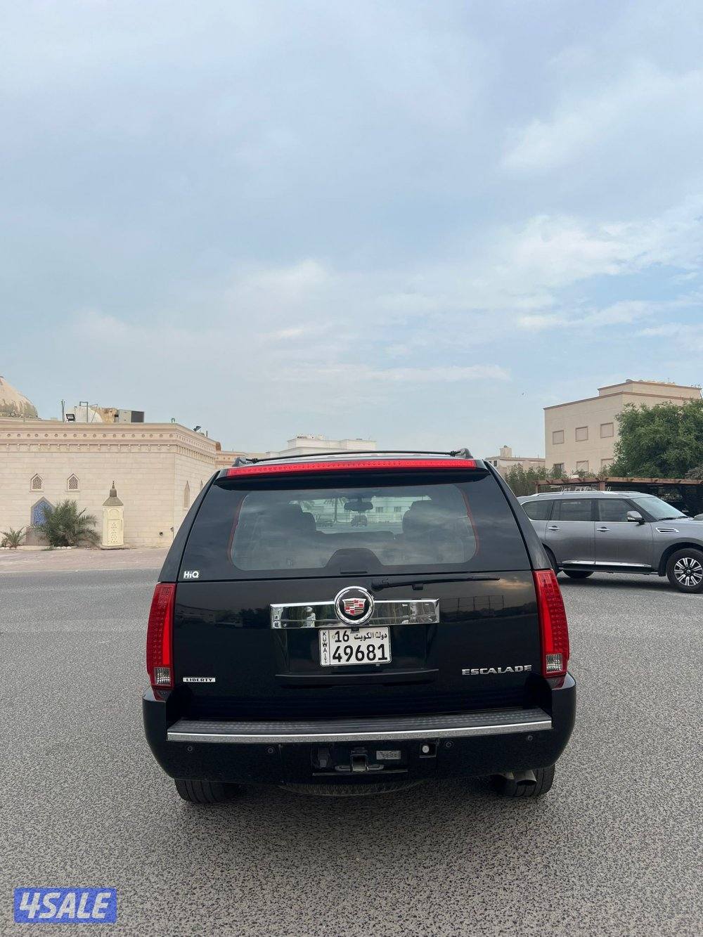 إسكاليد ٢٠١٢..الممشى ٢٥٠ ألف تقريبا ..شرط الفحص قير مكينة شاصي2