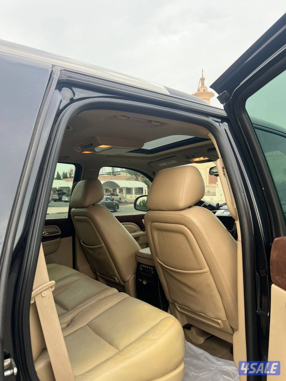 إسكاليد ٢٠١٢..الممشى ٢٥٠ ألف تقريبا ..شرط الفحص قير مكينة شاصي6