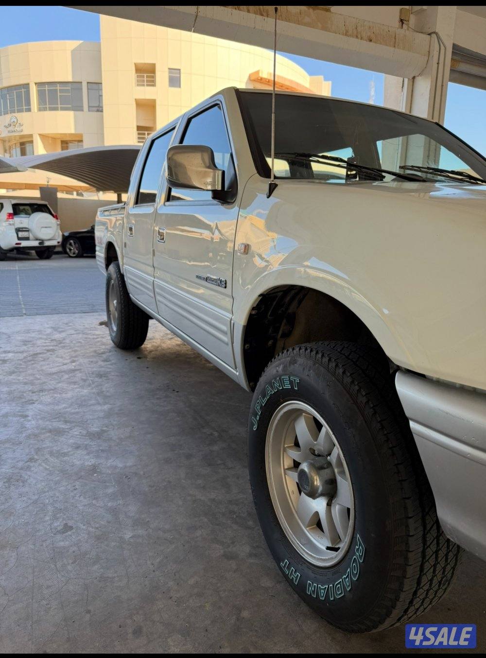 للبيع يابانية ايسوز 6 سلندر شرط الفحص2