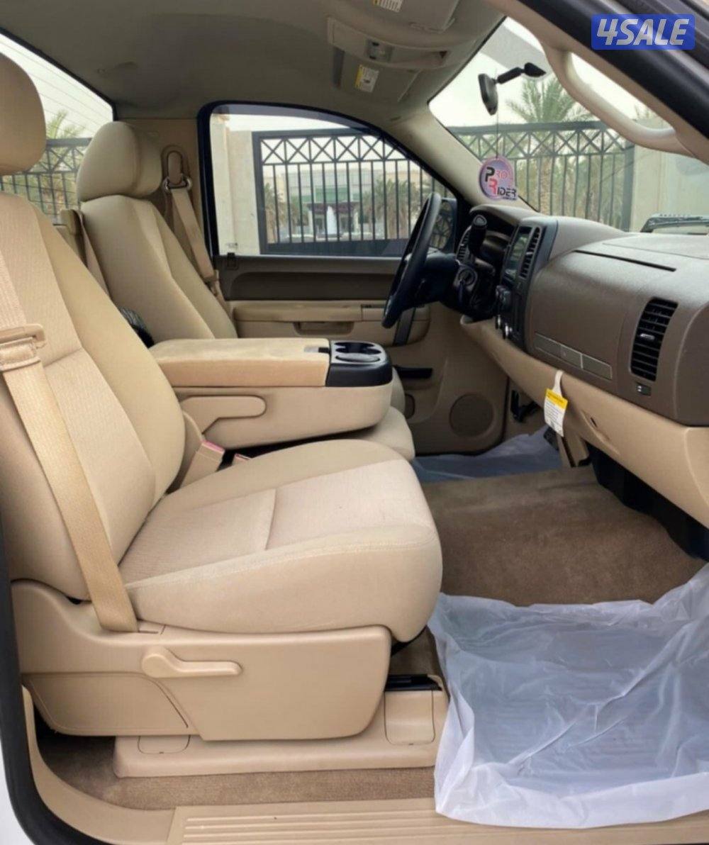 وانيت Z71  صبغ وكاله عدا قطعه تجميلي مدغر يمين2