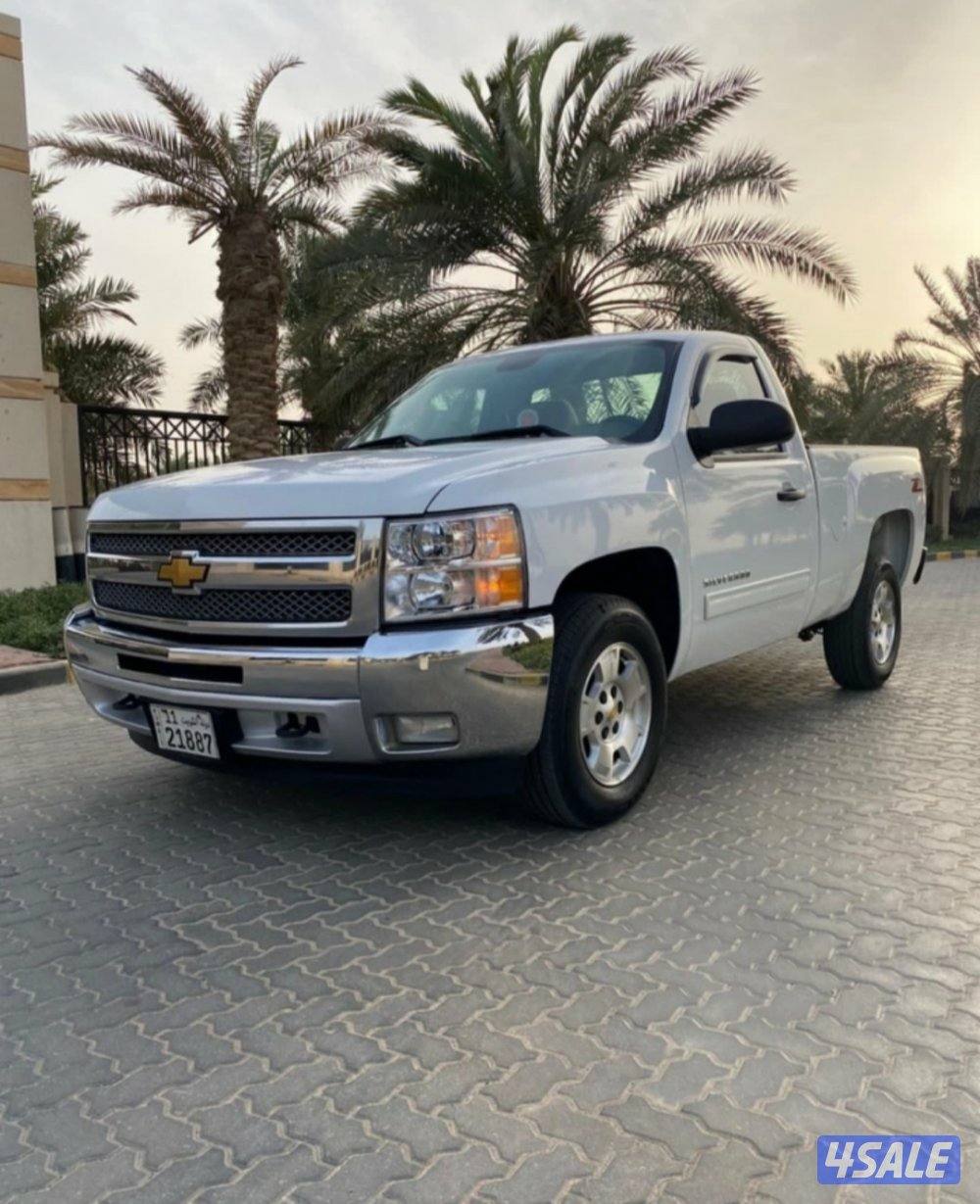 وانيت Z71  صبغ وكاله عدا قطعه تجميلي مدغر يمين4