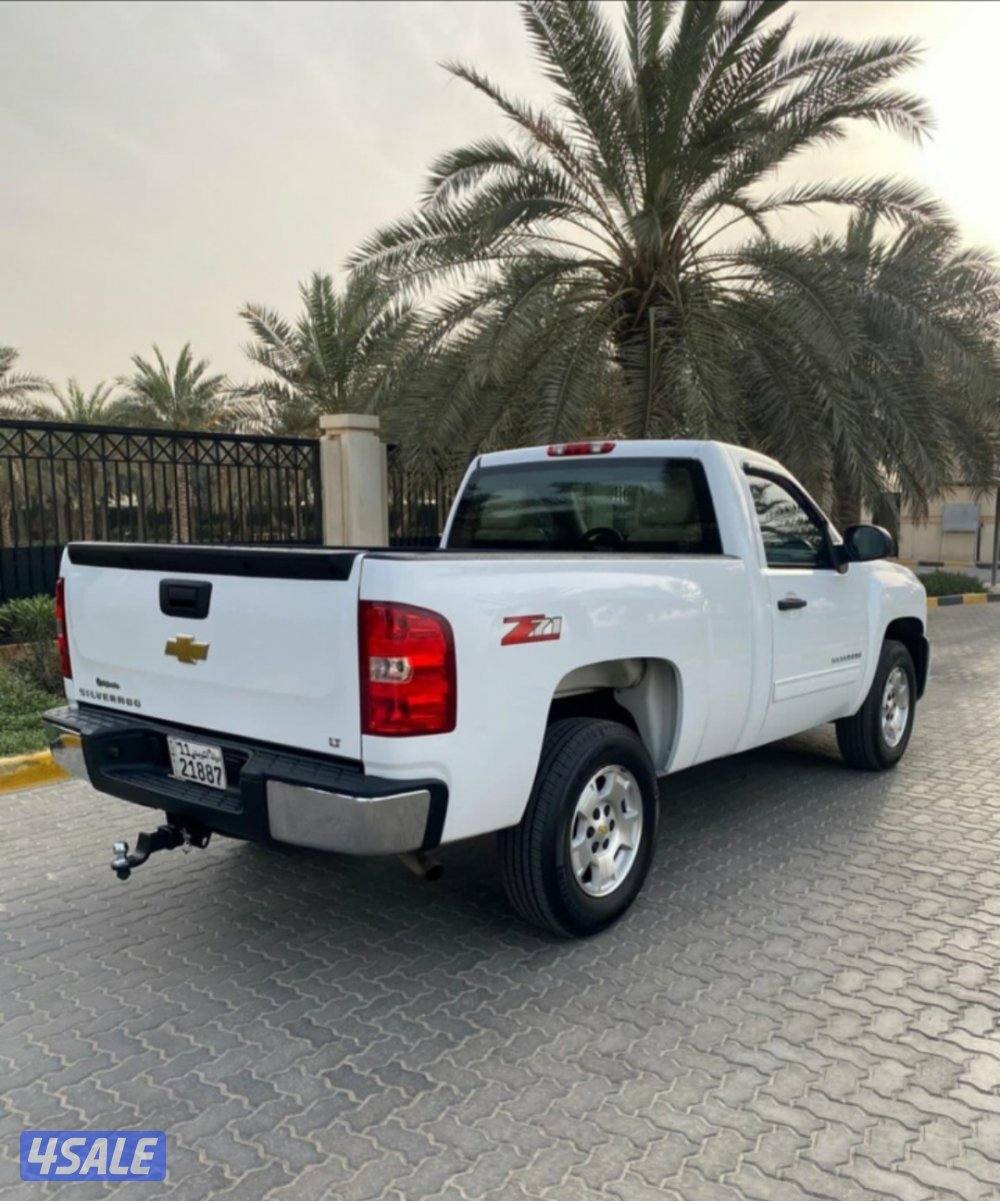 وانيت Z71  صبغ وكاله عدا قطعه تجميلي مدغر يمين6