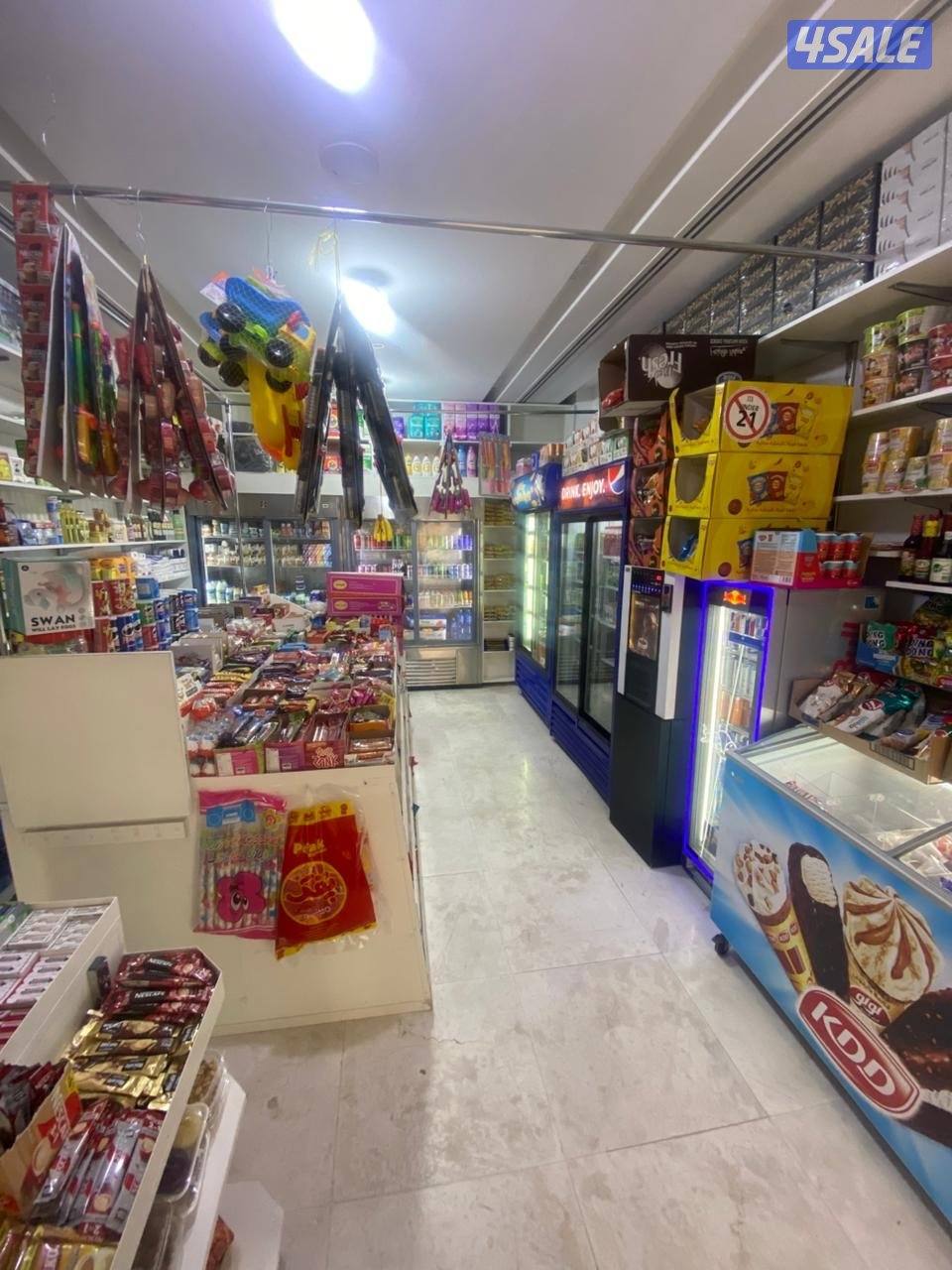 بقالة للبيع مع كامل المعدات — موقع ممتاز3