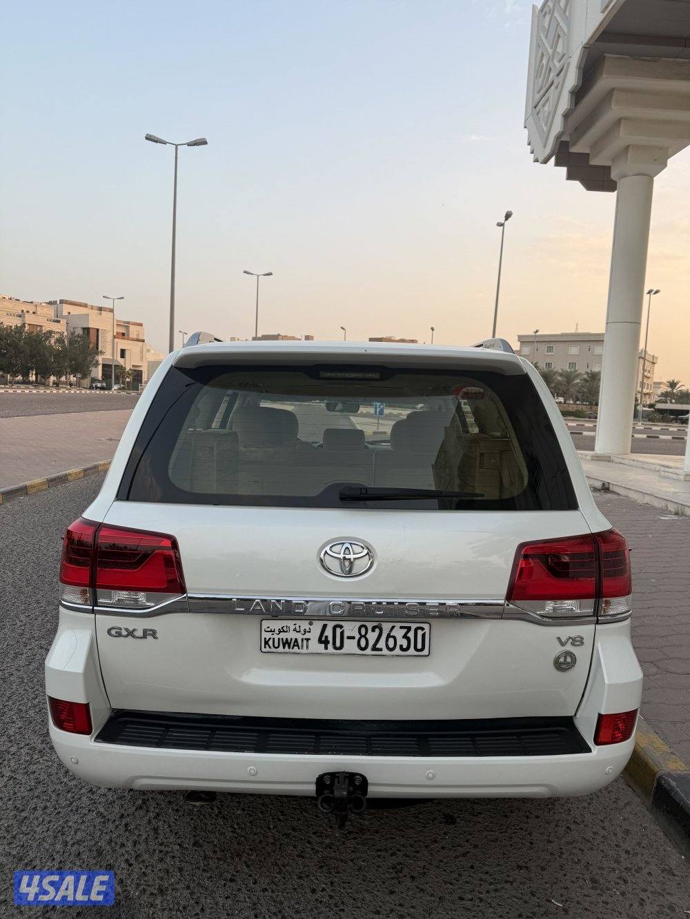 لاندكروزر 2017 عداد 214 .3
