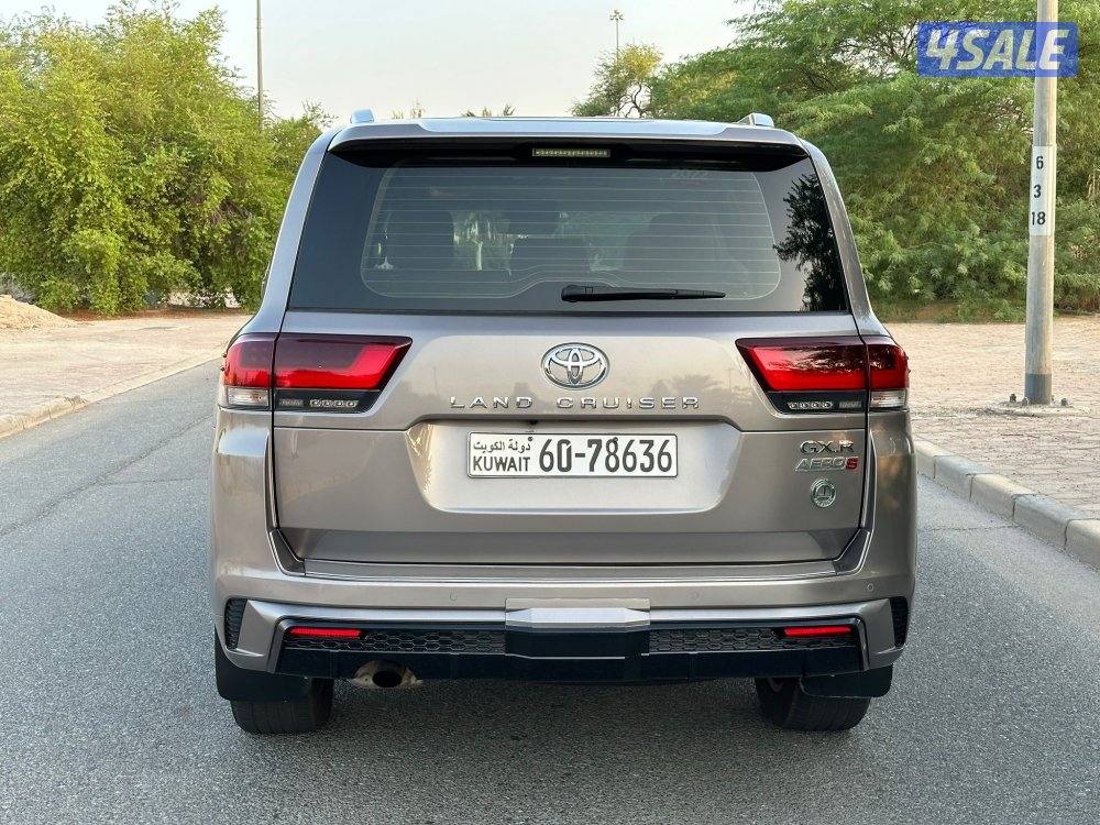 لاند كروزر الساير AERO)S / شرط الفحص بالكامل وصبغ الوكاله4