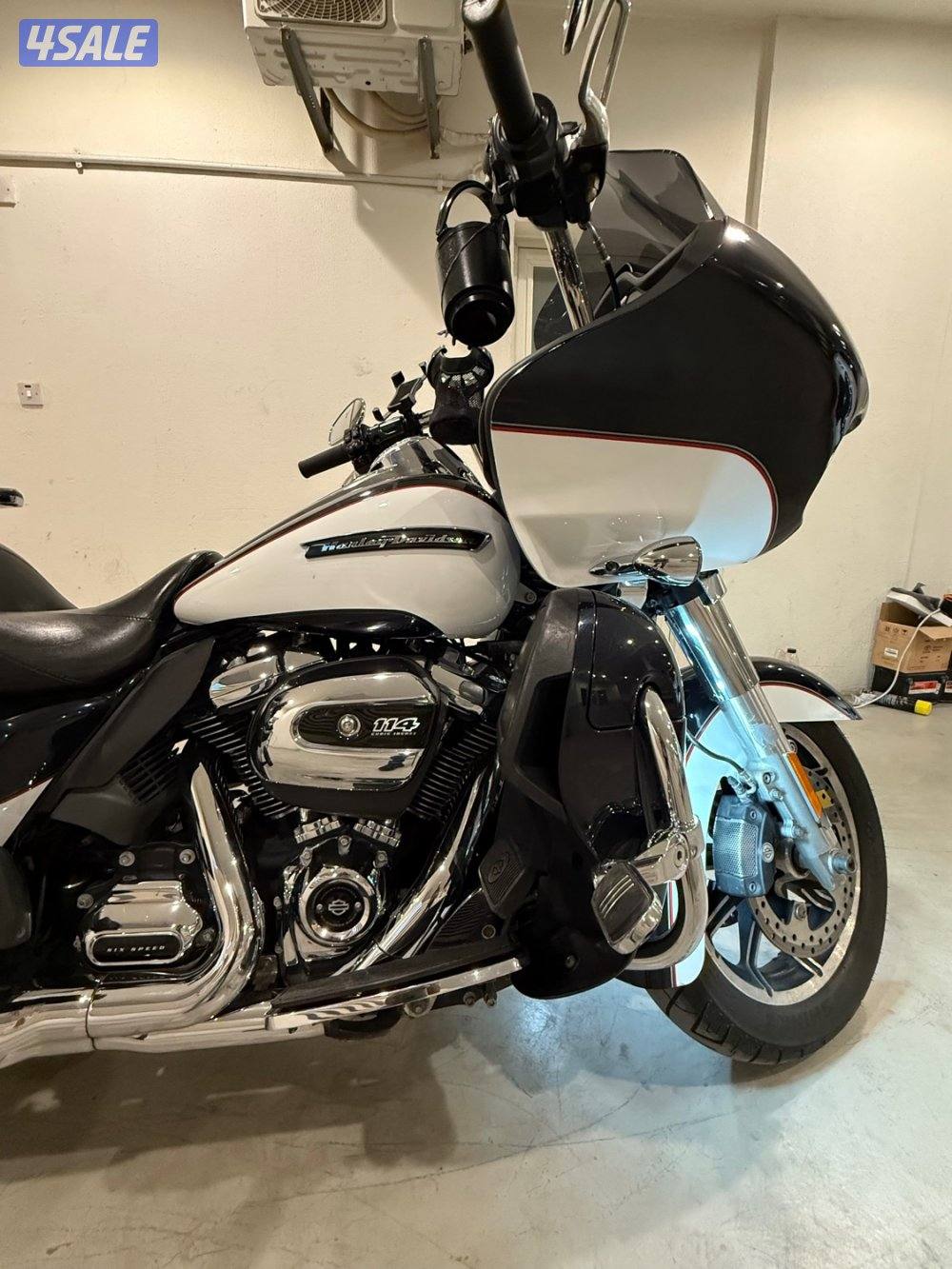 Road Glide Ultra لظروف خاصة0