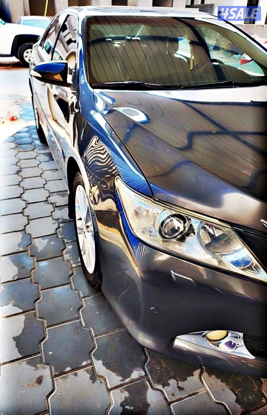 كامل المواصفات أعلى فئة جرائد جلد شاشه موديل ٢٠١٣0