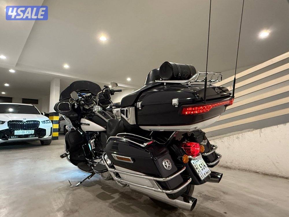 Road Glide Ultra لظروف خاصة3