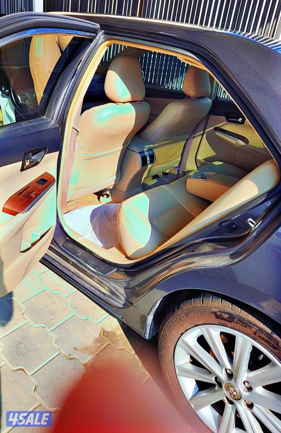 كامل المواصفات أعلى فئة جرائد جلد شاشه موديل ٢٠١٣4