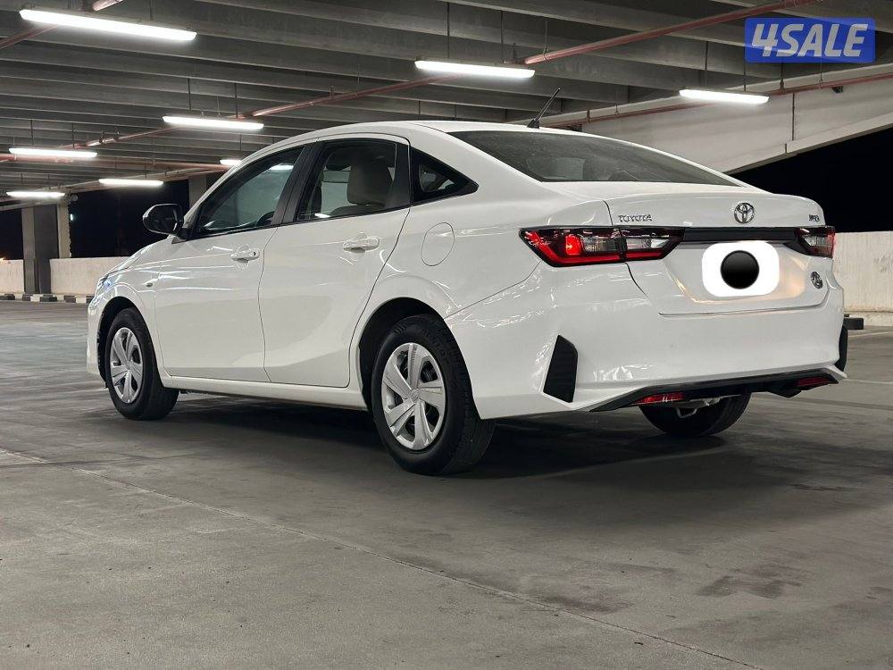 تويوتا يارس2