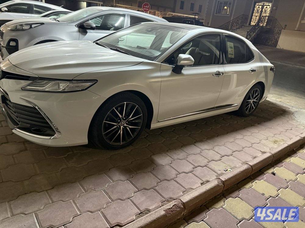 كامري موديل 2023 V6  ليمتد اديشن صبغ وكاله0