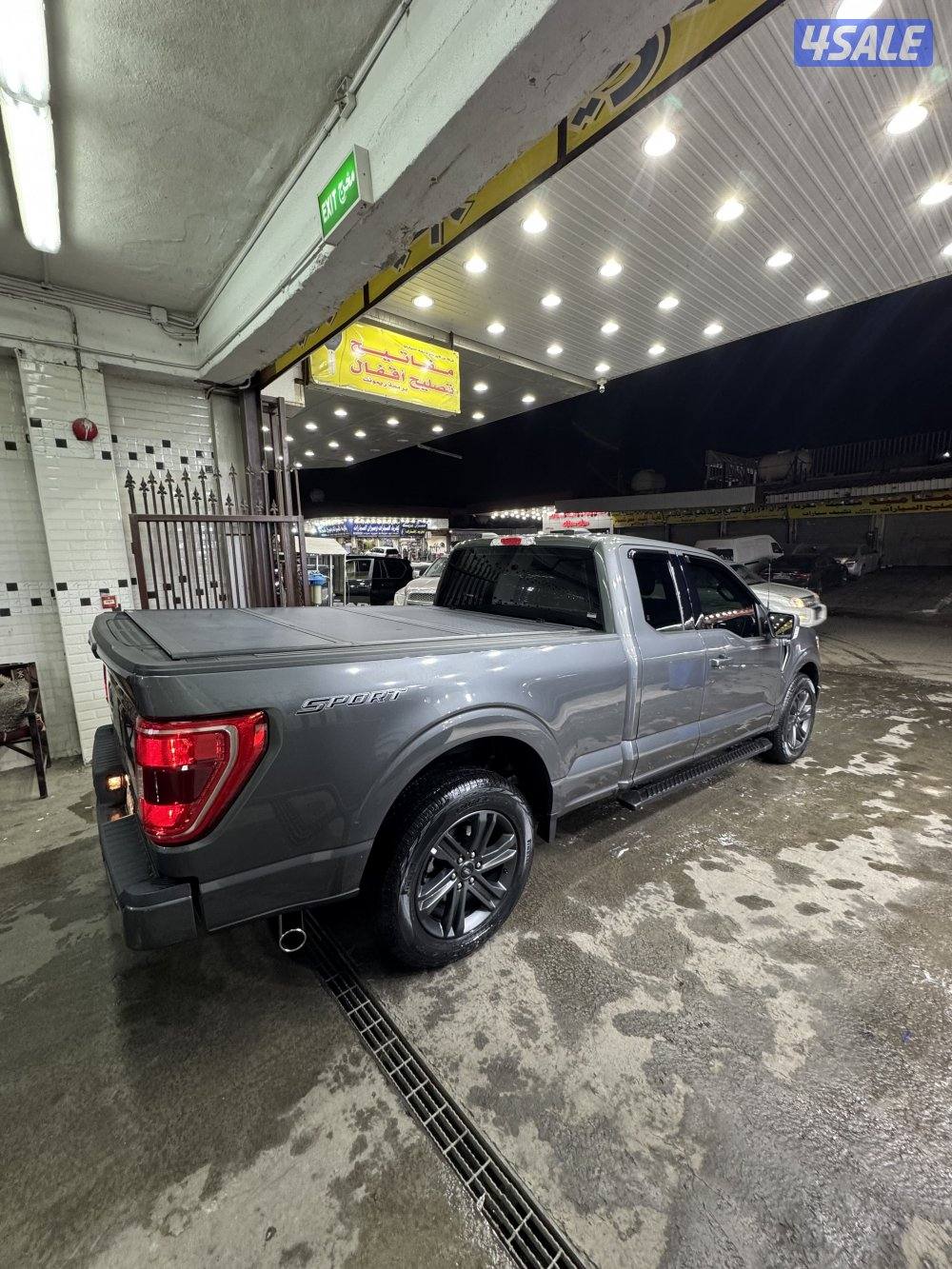 F150 سبورت تحت الكفاله وسيرفس وكاله مجانا لغايه ٦٠الف ماشي ٢٣الف0