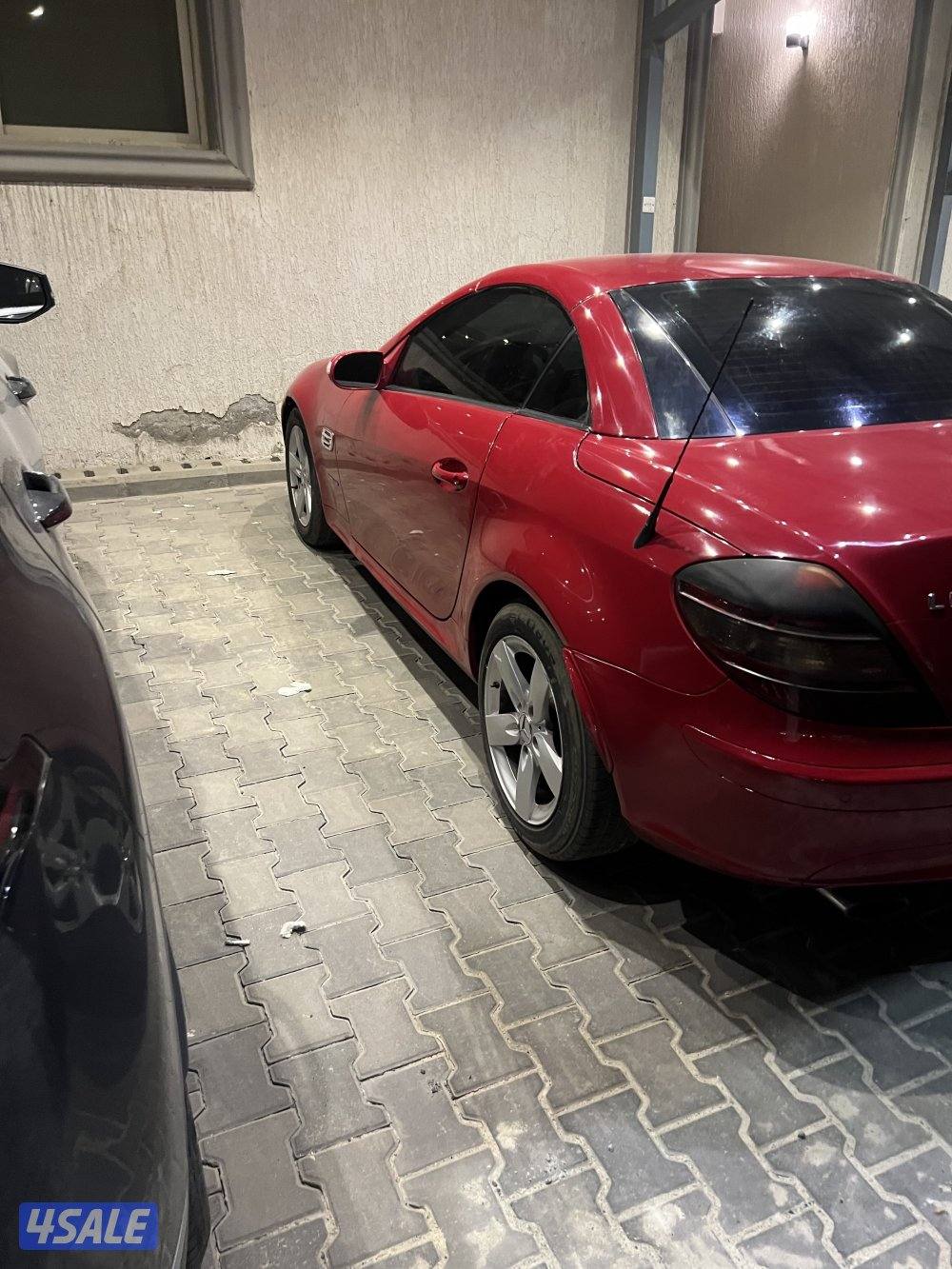 للبيع مرسيدس SLK  موديل ٢٠٠٥ ماشي ٢١٨ شرط الفحص4