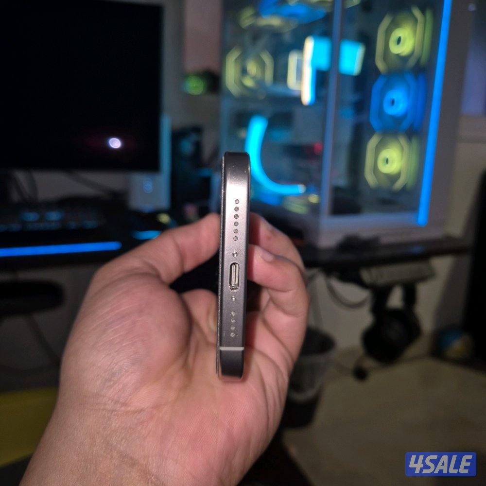 IPHONE 16 PRO MAX 256GB4