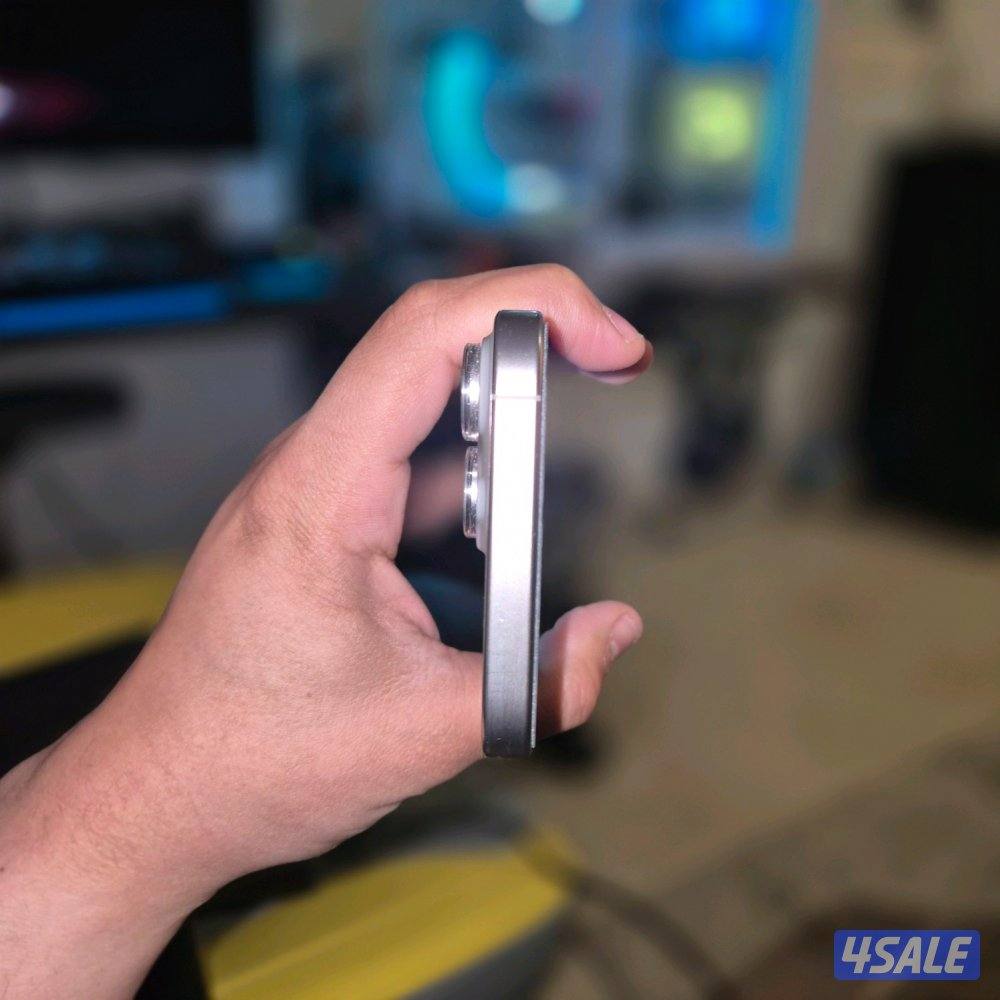 IPHONE 16 PRO MAX 256GB6