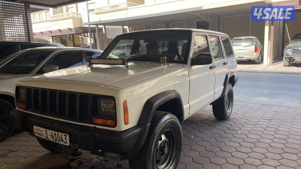 جيب شيروكي جاهز للموسم 20013