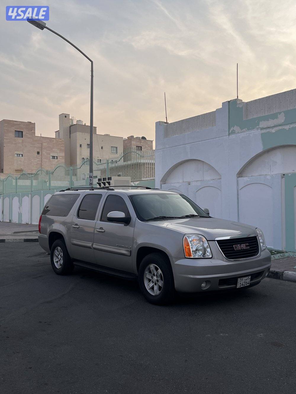 سوبرمان وارد وكالة الكويت GMC مخزن1