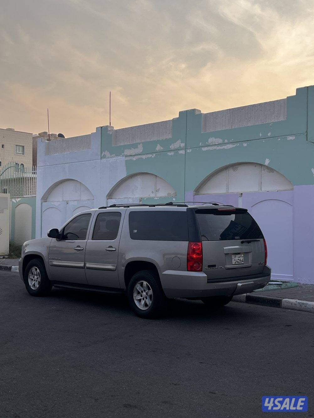 سوبرمان وارد وكالة الكويت GMC مخزن4