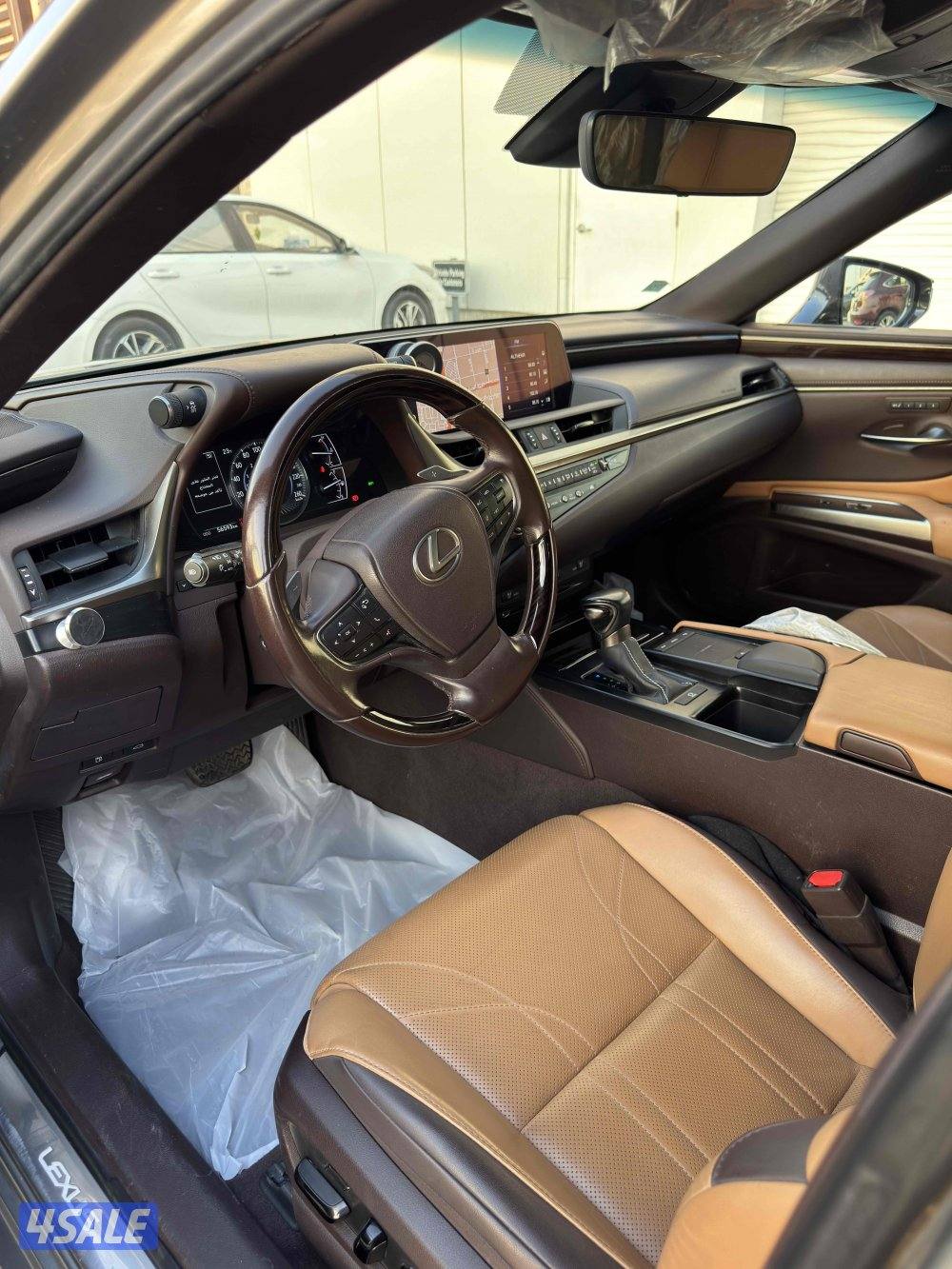 للبيع لكزس ES350  موديل 2021 كلمل المواصفات7